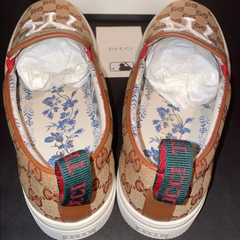 Gucci New York Yankees Sneaker Authentic - Picture 2 of 8